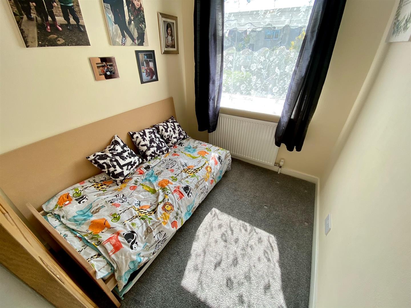 Henshaw Place, Ilkeston Robert Ellis Estate Agents